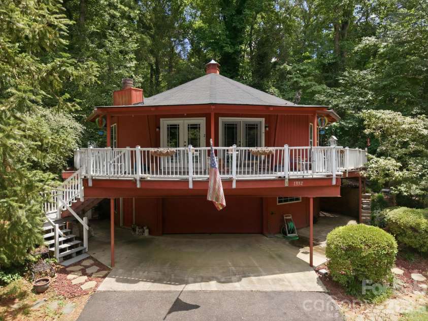 1332 Fairway Drive, Newton, NC 28658.  MLS# CAR4396972, YatesRealty ID 34307. 