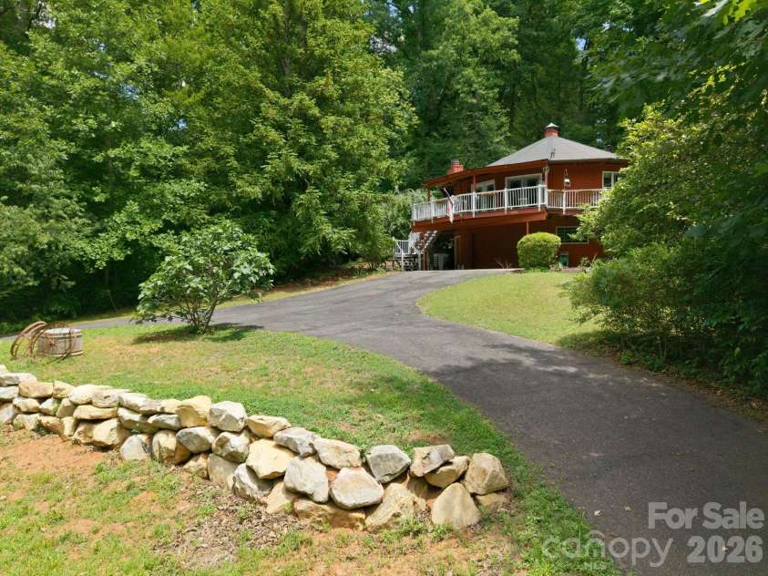 1332 Fairway Drive, Newton, NC 28658.  MLS# CAR4396972, YatesRealty ID 34307. 