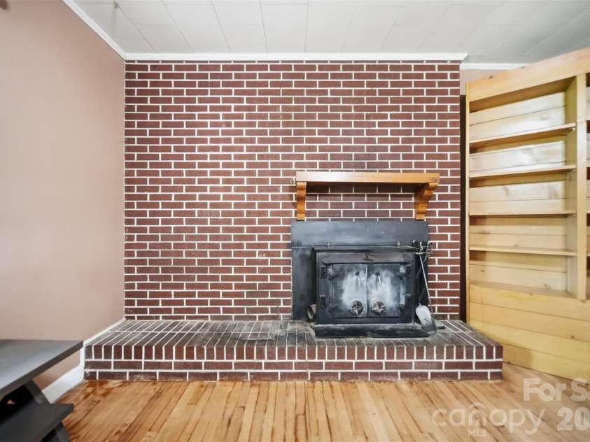 4219 Benfield Drive, Hudson, NC 28638.  MLS# CAR4397025, YatesRealty ID 34308. 
