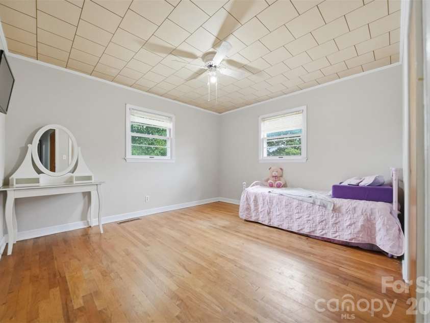 4219 Benfield Drive, Hudson, NC 28638.  MLS# CAR4397025, YatesRealty ID 34308. 