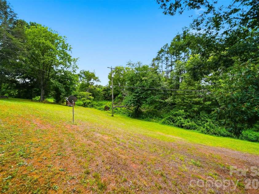 4219 Benfield Drive, Hudson, NC 28638.  MLS# CAR4397025, YatesRealty ID 34308. 