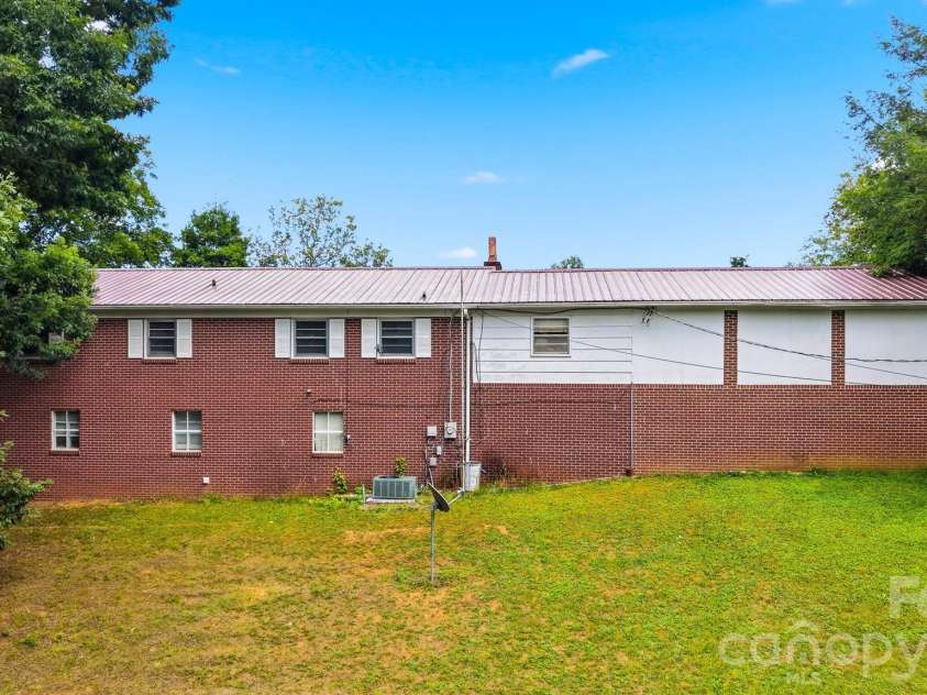 4219 Benfield Drive, Hudson, NC 28638.  MLS# CAR4397025, YatesRealty ID 34308. 