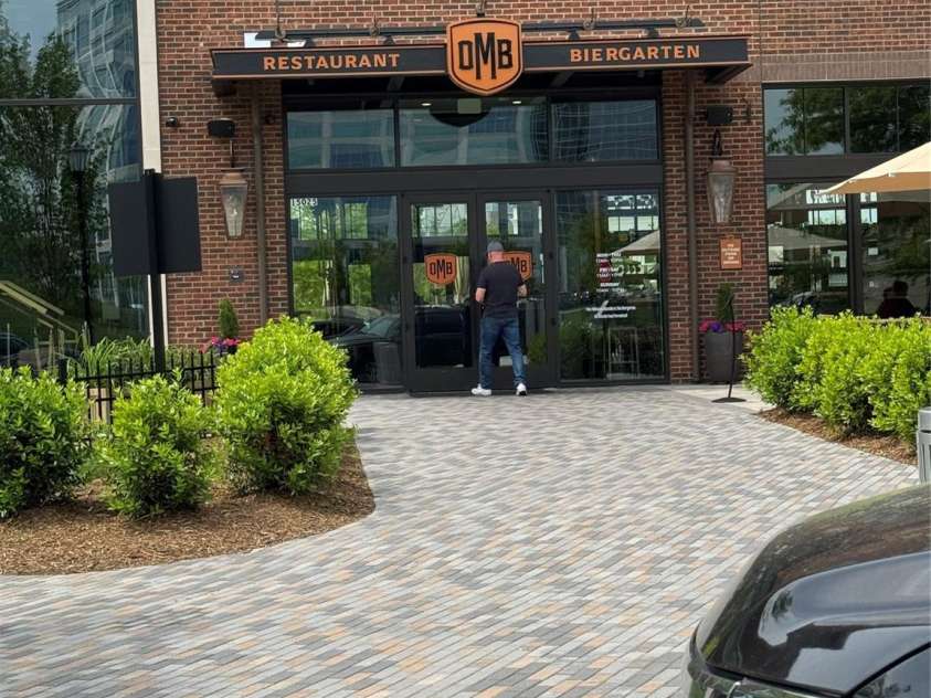 15355 Ballancroft Parkway, Charlotte, NC 28277.  MLS# CAR4296263, YatesRealty ID 34309. Ballantyne Bowl