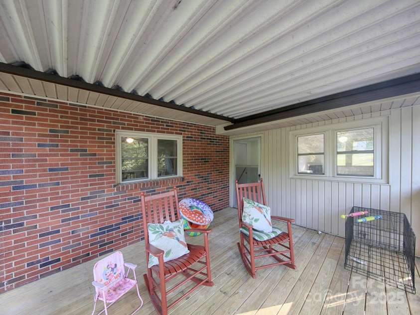 3119 Hickory Highway, Statesville, NC 28677.  MLS# CAR4161223, YatesRealty ID 3431. New covered deck