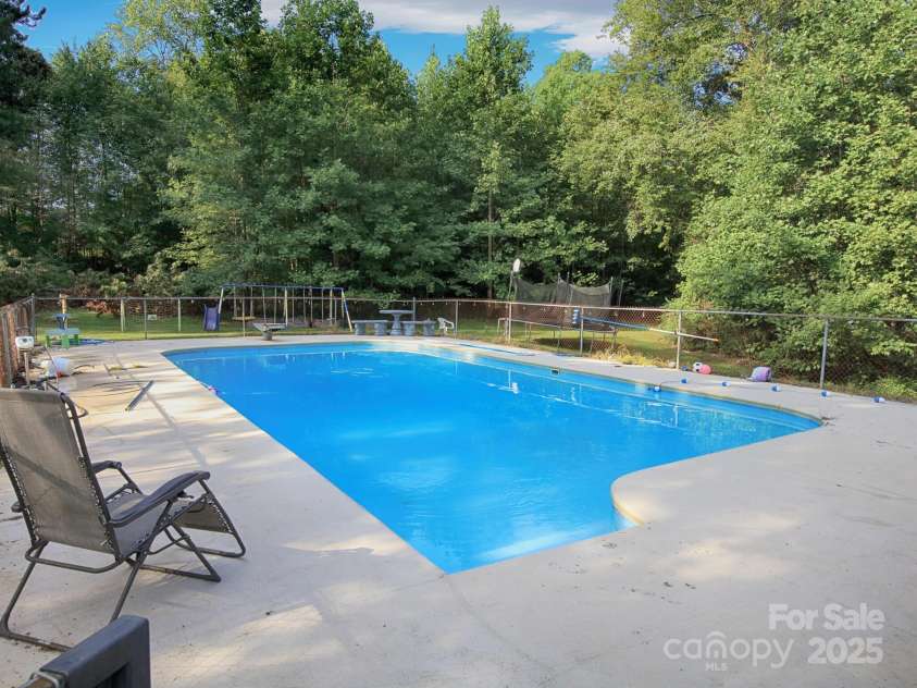 3119 Hickory Highway, Statesville, NC 28677.  MLS# CAR4161223, YatesRealty ID 3431. Still time to enjoy this pool!!