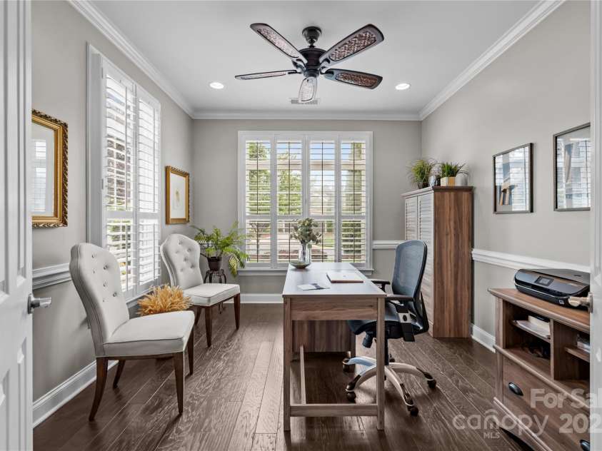 17112 Courtside Landing Drive, Cornelius, NC 28031.  MLS# CAR4263248, YatesRealty ID 34310. 