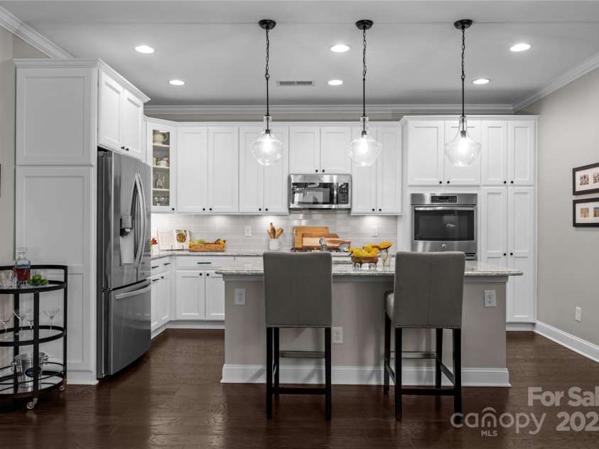 17112 Courtside Landing Drive, Cornelius, NC 28031.  MLS# CAR4263248, YatesRealty ID 34310. 
