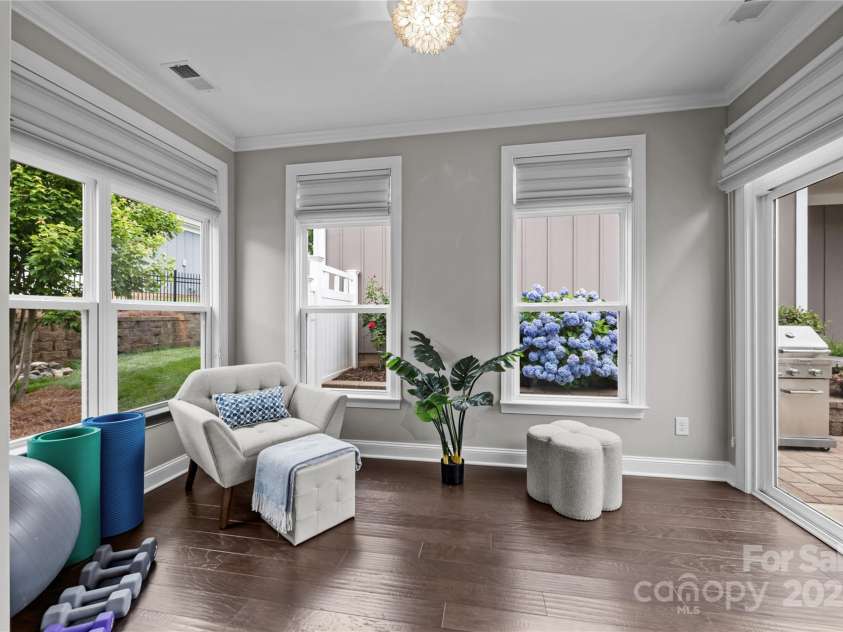 17112 Courtside Landing Drive, Cornelius, NC 28031.  MLS# CAR4263248, YatesRealty ID 34310. 