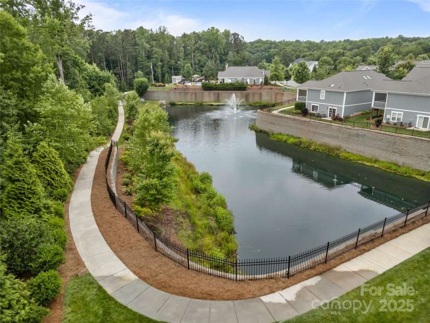 17112 Courtside Landing Drive, Cornelius, NC 28031.  MLS# CAR4263248, YatesRealty ID 34310. 