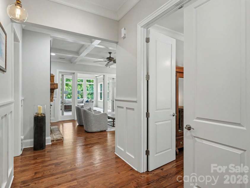 9560 Regent Drive, Davidson, NC 28036.  MLS# CAR4397866, YatesRealty ID 34310. Foyer leading to Dining room and great room