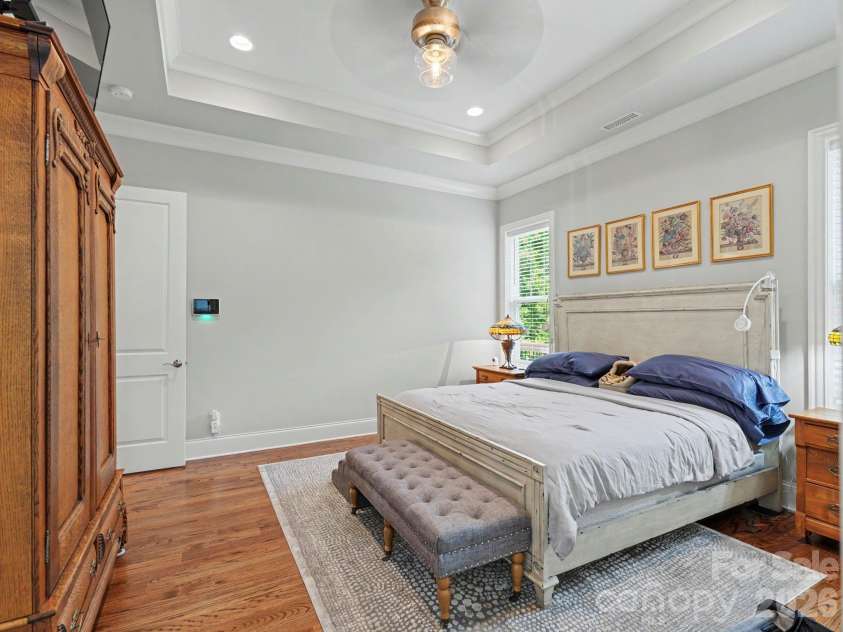 9560 Regent Drive, Davidson, NC 28036.  MLS# CAR4397866, YatesRealty ID 34310. Primary Suite