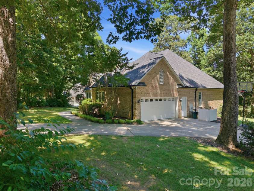 755 Lake Wright Road, China Grove, NC 28023.  MLS# CAR4395859, YatesRealty ID 34311. 