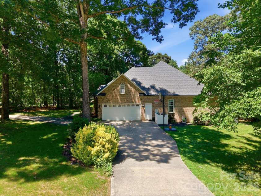 755 Lake Wright Road, China Grove, NC 28023.  MLS# CAR4395859, YatesRealty ID 34311. 