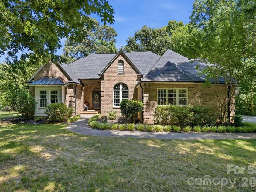 755 Lake Wright Road, China Grove, NC 28023.  MLS# CAR4395859, YatesRealty ID 34311. Welcome to 755 Lake Wright Rd!