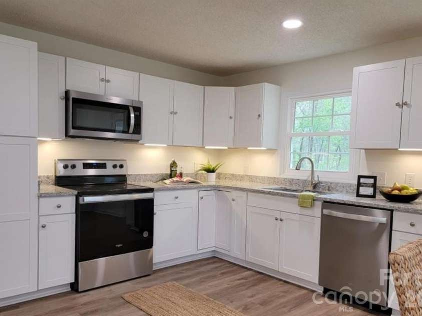 133 Winged Elm Lane, Mooresville, NC 28115.  MLS# CAR4398819, YatesRealty ID 34314. 