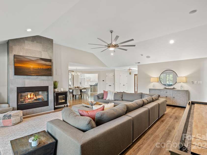 1350 Strawberry Lane, Denver, NC 28037.  MLS# CAR4293341, YatesRealty ID 34314. 