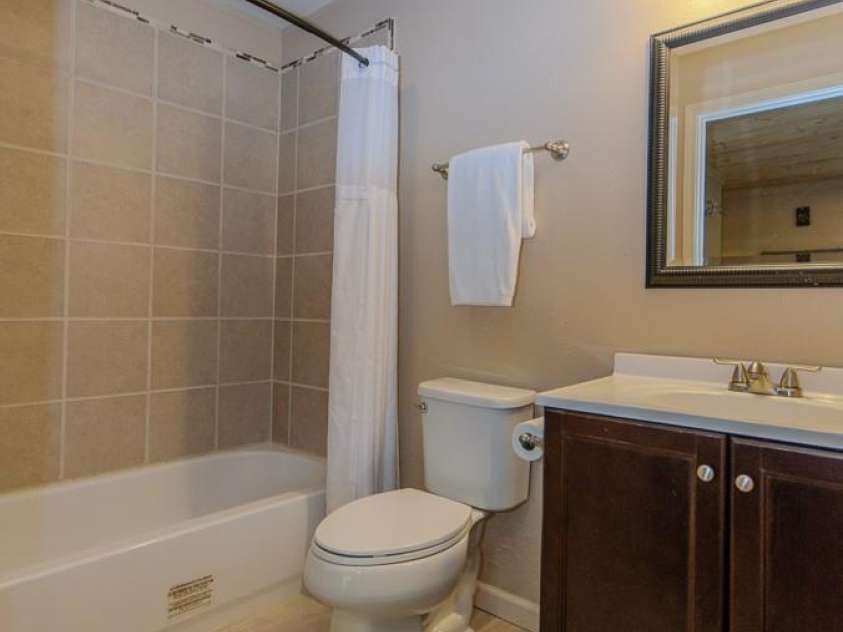 114 Locust Ridge Road, Beech Mountain, NC 28604.  MLS# CAR4295820, YatesRealty ID 34315. Lower level full bathroom