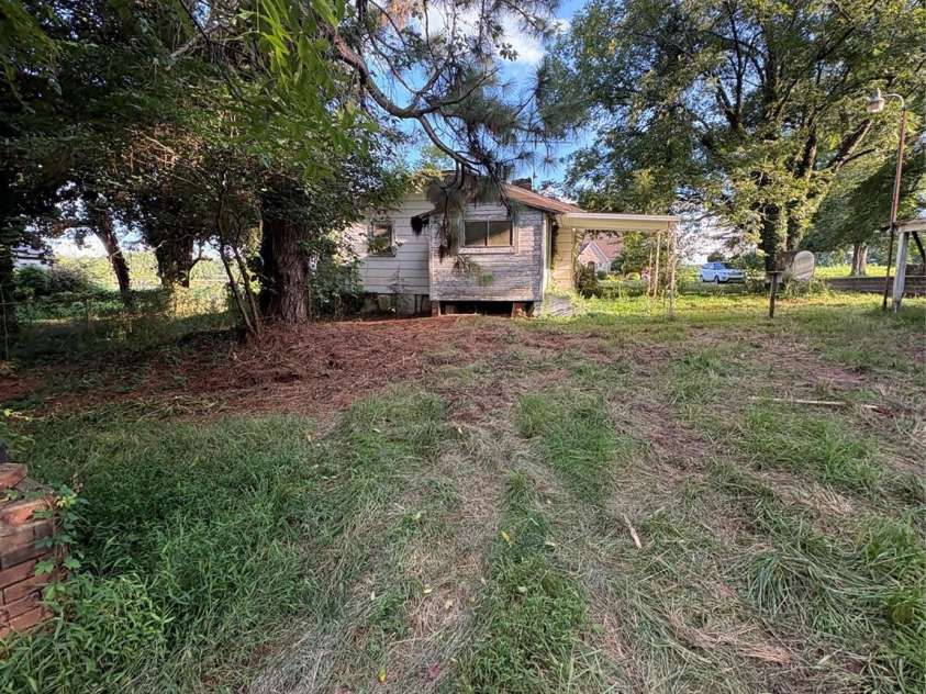 1409 Turnersburg Highway, Statesville, NC 28625.  MLS# CAR4291920, YatesRealty ID 34316. 