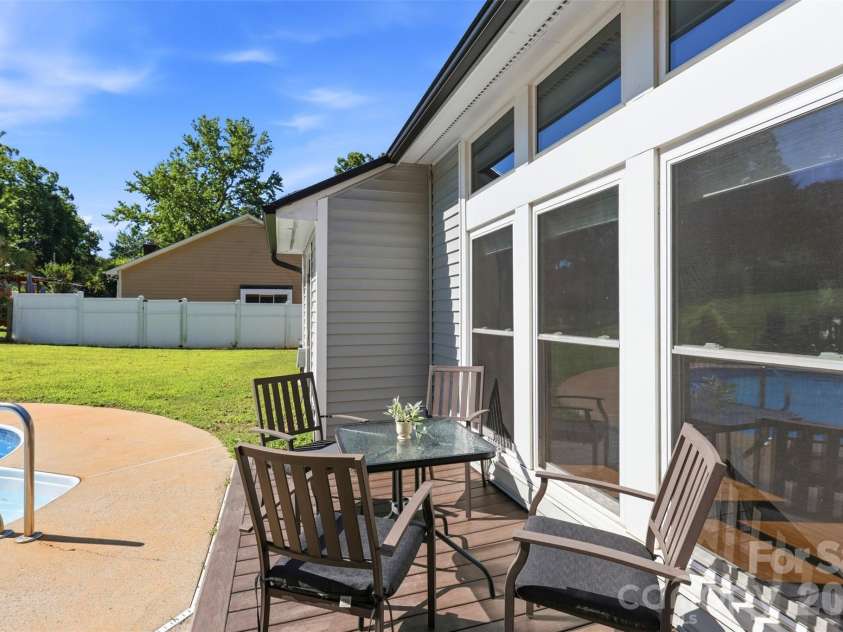 14848 Rothwell Drive, Mint Hill, NC 28227.  MLS# CAR4397392, YatesRealty ID 34316. 