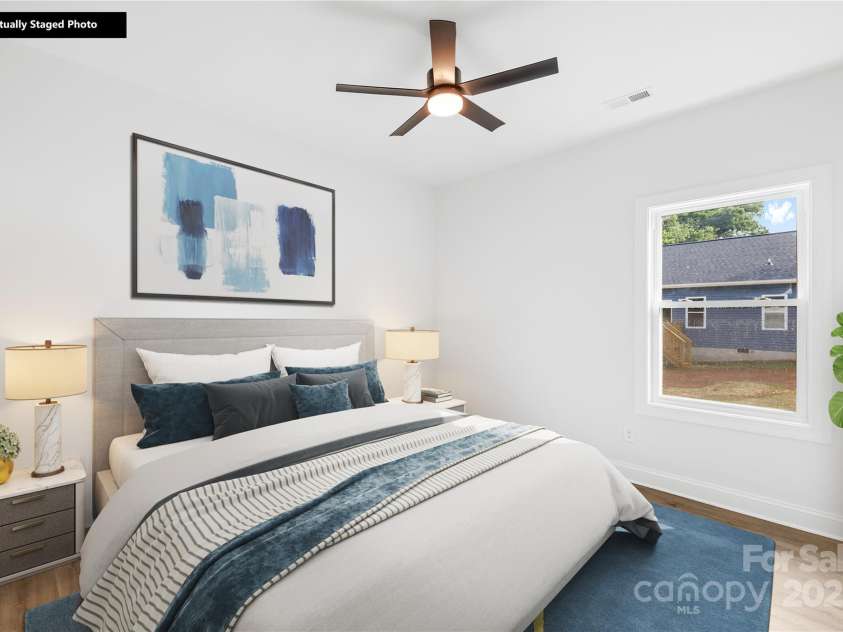 404 Greenbriar Road, Statesville, NC 28625.  MLS# CAR4250661, YatesRealty ID 34317. 