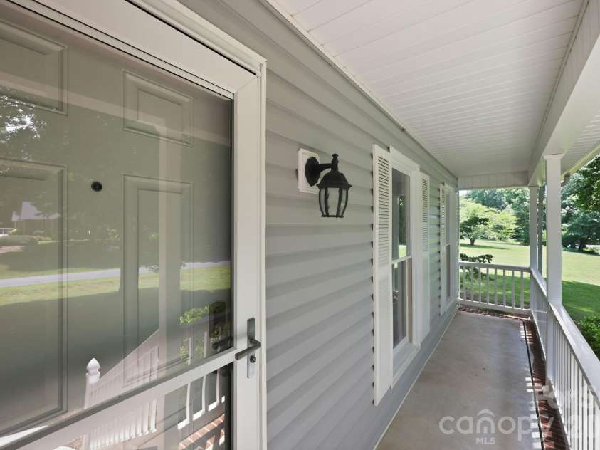 630 Timberlane Trail, Salisbury, NC 28147.  MLS# CAR4399117, YatesRealty ID 34317. 