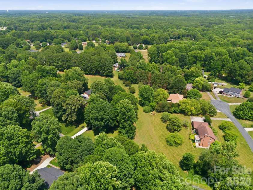 630 Timberlane Trail, Salisbury, NC 28147.  MLS# CAR4399117, YatesRealty ID 34317. 