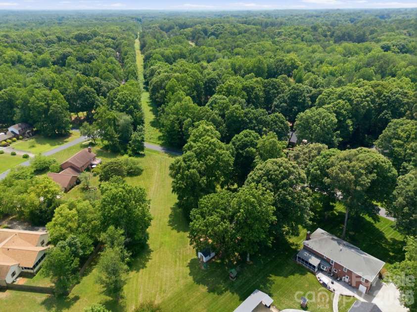 630 Timberlane Trail, Salisbury, NC 28147.  MLS# CAR4399117, YatesRealty ID 34317. 