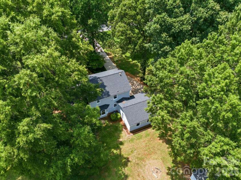 630 Timberlane Trail, Salisbury, NC 28147.  MLS# CAR4399117, YatesRealty ID 34317. 