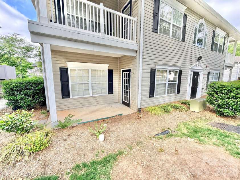 21230 Hickory Street, Cornelius, NC 28031.  MLS# CAR4374106, YatesRealty ID 34318. 