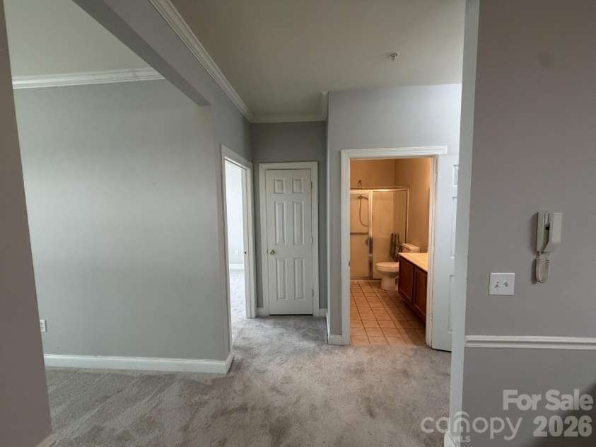 21230 Hickory Street, Cornelius, NC 28031.  MLS# CAR4374106, YatesRealty ID 34318. Hallway