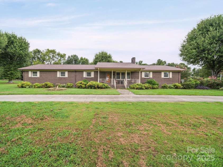 40867 Deer Haven Drive, Albemarle, NC 28001.  MLS# CAR4293491, YatesRealty ID 34318. 