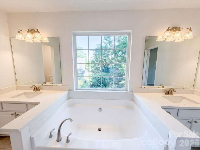 6101 Trevor Simpson Drive, Indian Trail, NC 28079.  MLS# CAR4398291, YatesRealty ID 34319. 