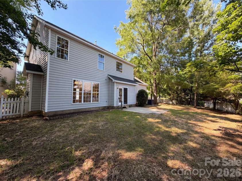 6101 Trevor Simpson Drive, Indian Trail, NC 28079.  MLS# CAR4398291, YatesRealty ID 34319. 