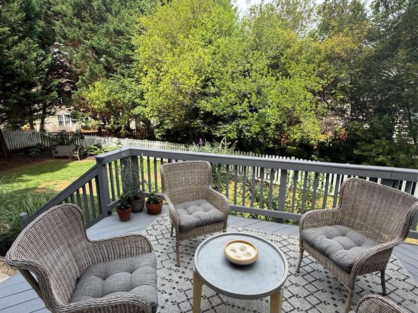 18027 Northport Drive, Cornelius, NC 28031.  MLS# CAR4395326, YatesRealty ID 34320. Deck