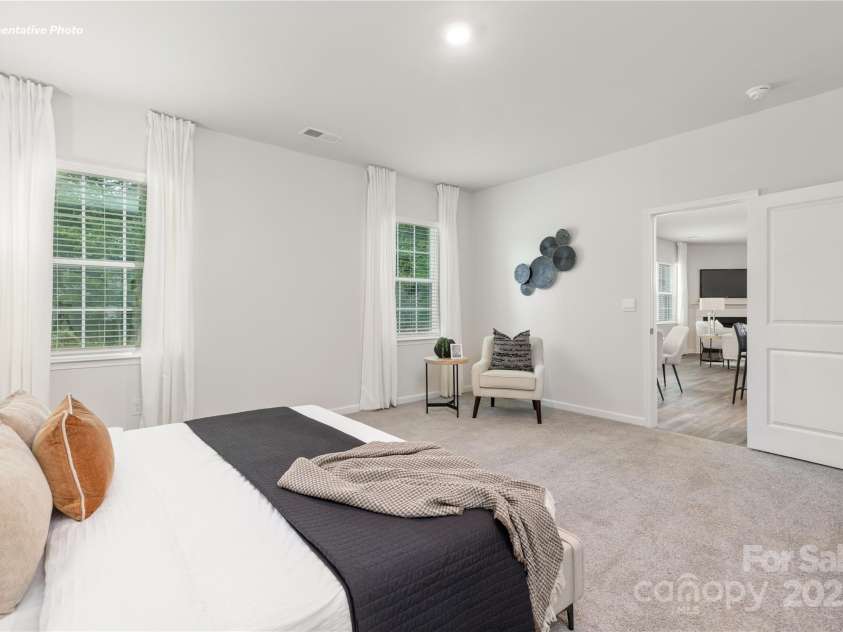 7109 Teague Drive, Gastonia, NC 28056.  MLS# CAR4293561, YatesRealty ID 34320. 