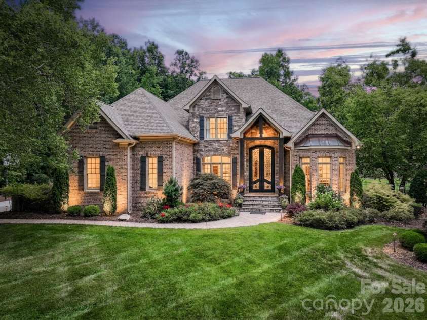 3582 Farmstone Court, Kannapolis, NC 28081.  MLS# CAR4398629, YatesRealty ID 34321. 