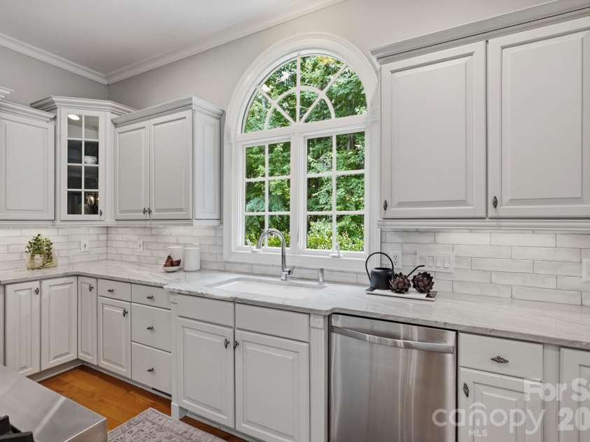 3582 Farmstone Court, Kannapolis, NC 28081.  MLS# CAR4398629, YatesRealty ID 34321. 