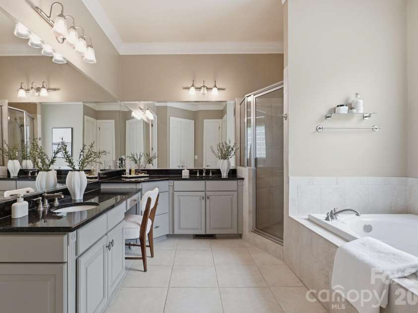 3582 Farmstone Court, Kannapolis, NC 28081.  MLS# CAR4398629, YatesRealty ID 34321. 