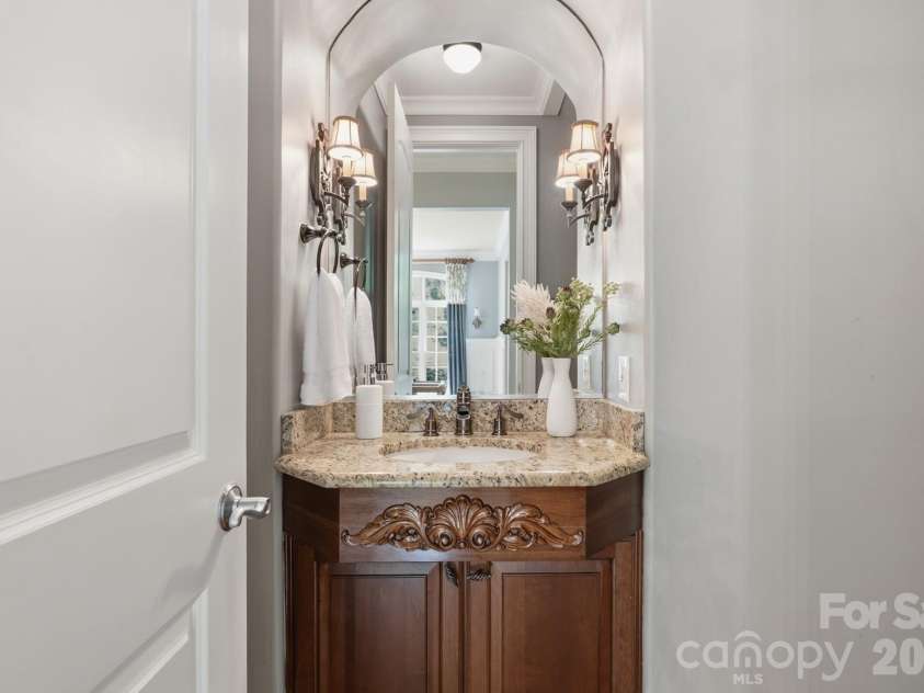 3582 Farmstone Court, Kannapolis, NC 28081.  MLS# CAR4398629, YatesRealty ID 34321. 