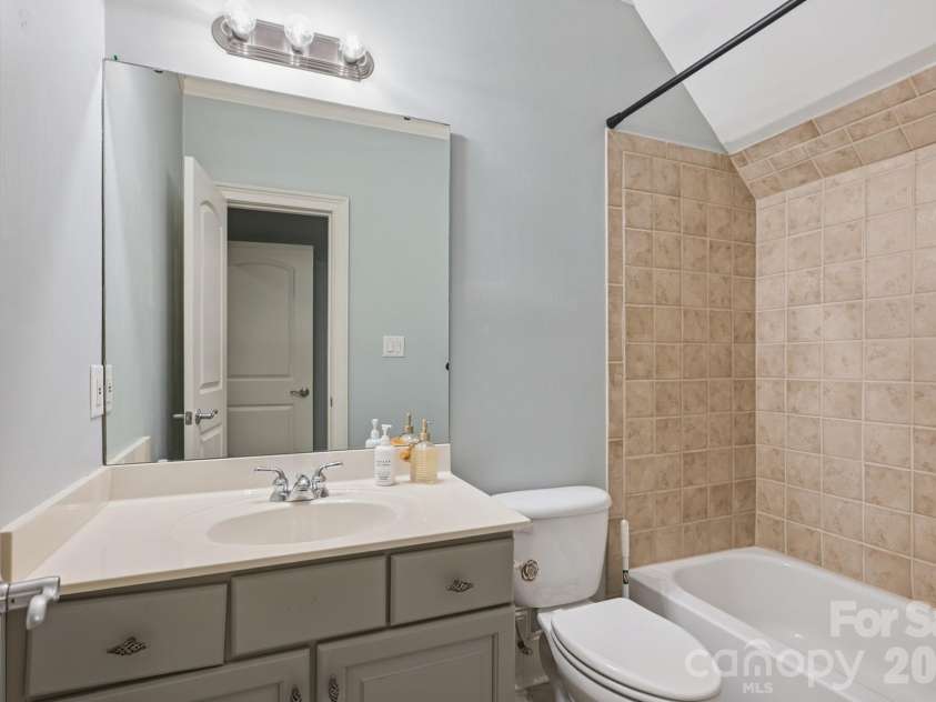 3582 Farmstone Court, Kannapolis, NC 28081.  MLS# CAR4398629, YatesRealty ID 34321. 