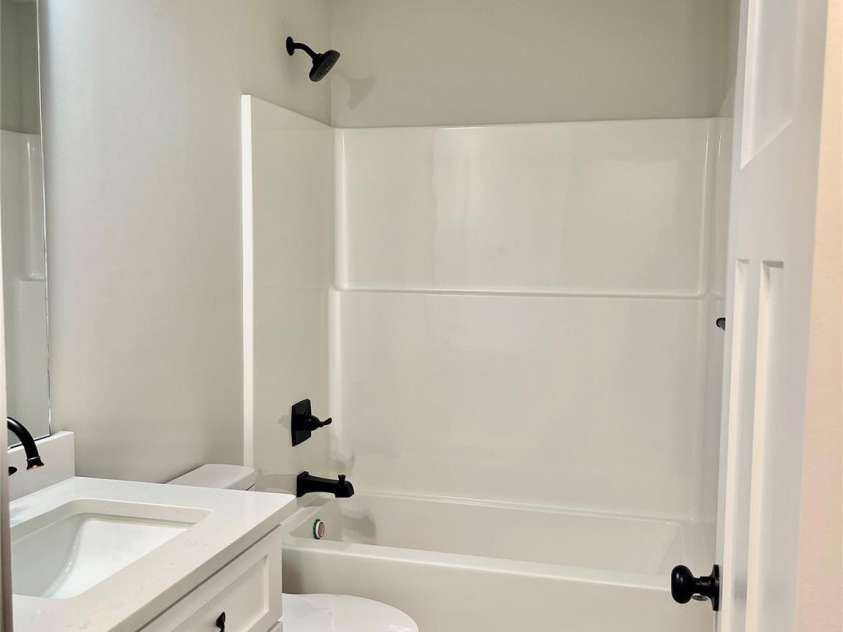 203 Prospect Church Road, Albemarle, NC 28001.  MLS# CAR4293903, YatesRealty ID 34322. Hallway Bath Second Floor