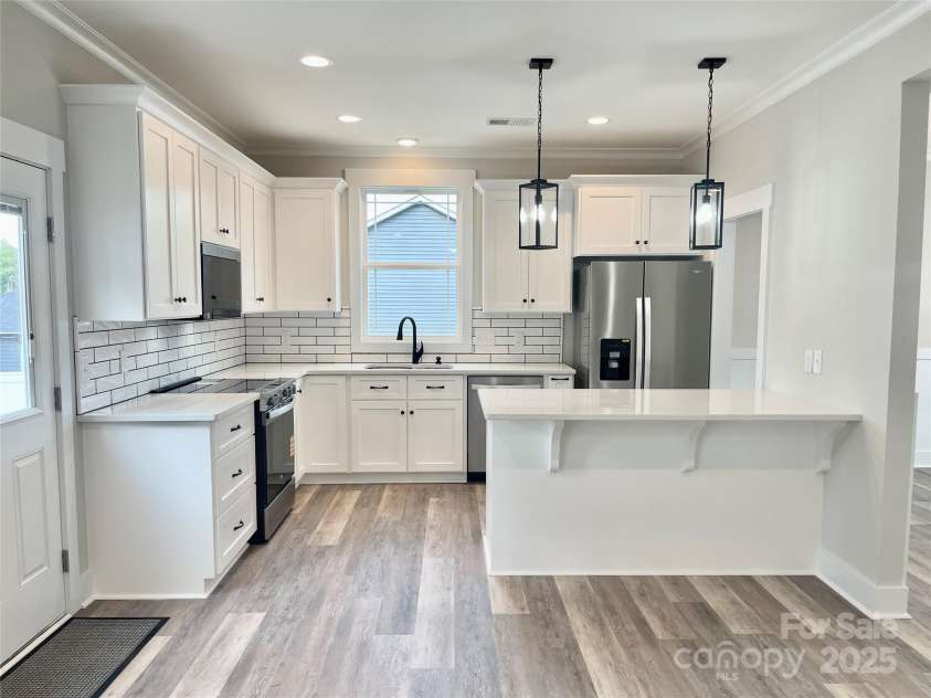 203 Prospect Church Road, Albemarle, NC 28001.  MLS# CAR4293903, YatesRealty ID 34322. Kitchen