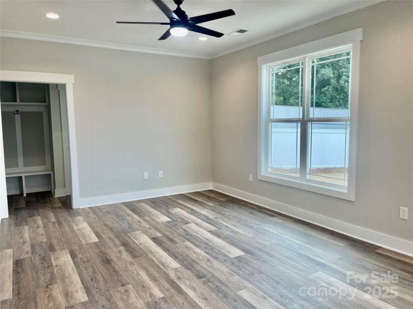 203 Prospect Church Road, Albemarle, NC 28001.  MLS# CAR4293903, YatesRealty ID 34322. Living Room