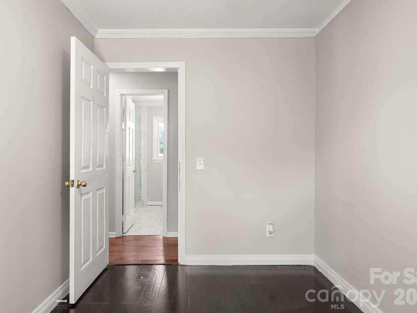 904 Long Street, Oakboro, NC 28129.  MLS# CAR4392610, YatesRealty ID 34322. 