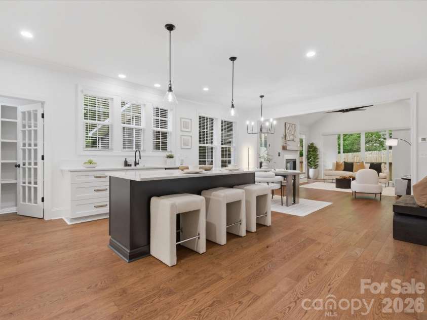 7815 Red Oaks Trail, Waxhaw, NC 28173.  MLS# CAR4389523, YatesRealty ID 34323. 