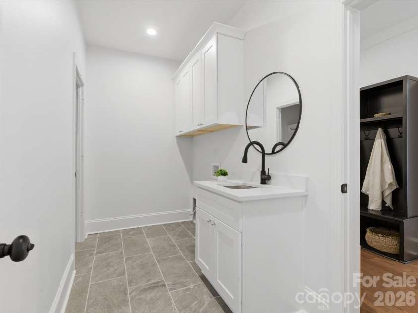 7815 Red Oaks Trail, Waxhaw, NC 28173.  MLS# CAR4389523, YatesRealty ID 34323. 