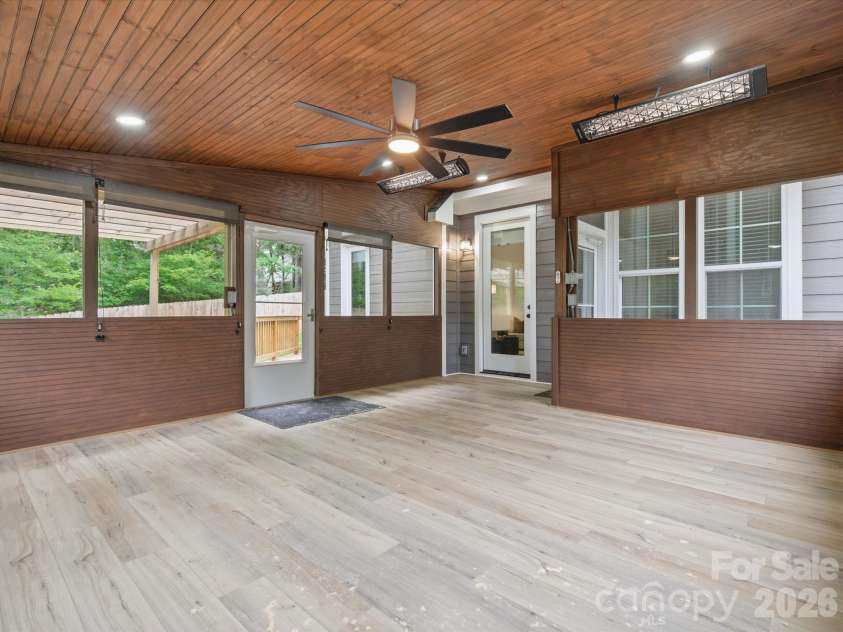 7815 Red Oaks Trail, Waxhaw, NC 28173.  MLS# CAR4389523, YatesRealty ID 34323. 