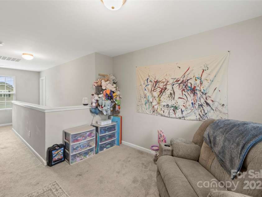 127 Lauren Lane, Lincolnton, NC 28092.  MLS# CAR4285833, YatesRealty ID 34324. 