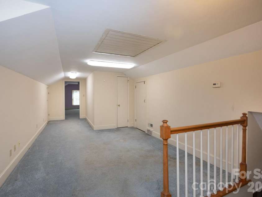 5511 Robinhood Road, Charlotte, NC 28211.  MLS# CAR4394912, YatesRealty ID 34324. 