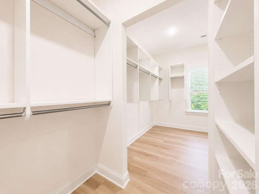 1224 Sharon Amity Road, Charlotte, NC 28211.  MLS# CAR4398923, YatesRealty ID 34326. 